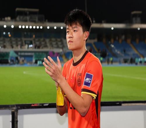 海港官宣中超抢断王加盟已拥5大U23国足红星名记:换血完胜申花