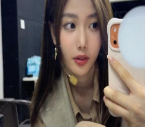 PUBG解说风筝晒照：连续工作三天！收拾行李下周去小韩出差