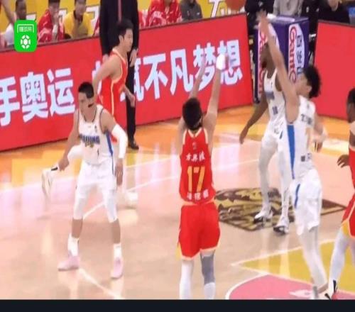 广厦7774双杀北京,孙铭徽13+11,胡金秋16+6,周琦15+19