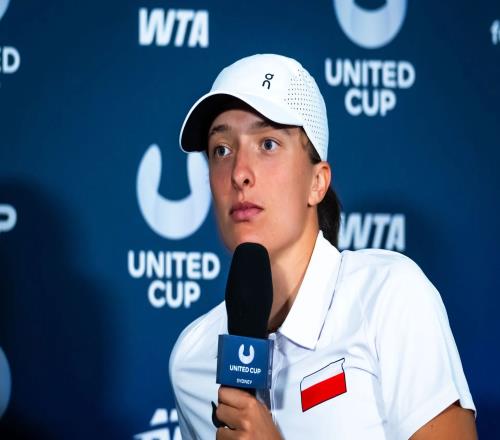 斯瓦泰克澳網戰袍遭國外炮轟：所有品牌都在合謀打造難看球衣