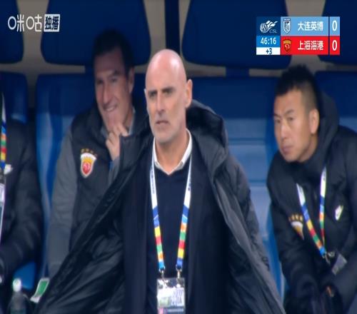 意外翻车!海港虽败犹荣:穆斯卡特践行什么是“不靠外援”踢中超