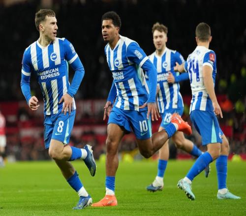 12！谢什科连场破门曼联4场不胜+足总杯出局赛季只剩单线作战