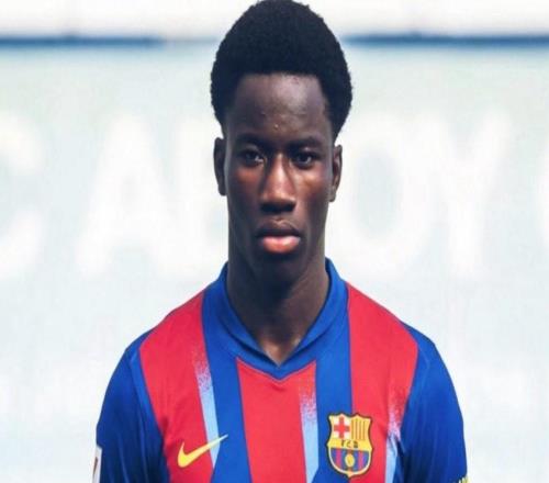 羅馬諾：巴薩下周與15歲天才中場(chǎng)通卡拉續(xù)約，協(xié)議已達(dá)成