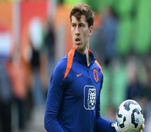 罗埃夫斯:我不是那种天才型球员希望明年能随荷兰去世界杯