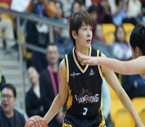 73比83爆冷输球!女篮霸主惨遭淘汰无缘四强:5大国手成摆设了