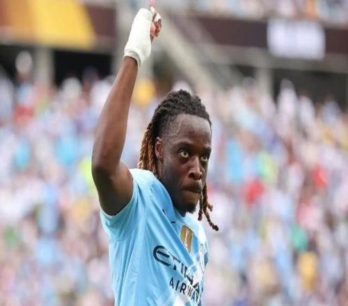 鲁尼：多库是一位与众不同的球员，有点像曼联时期的纳尼