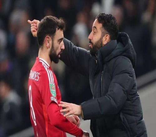 切尔西旧将:B费不理解后腰的防守职责,这也削弱了他的进攻