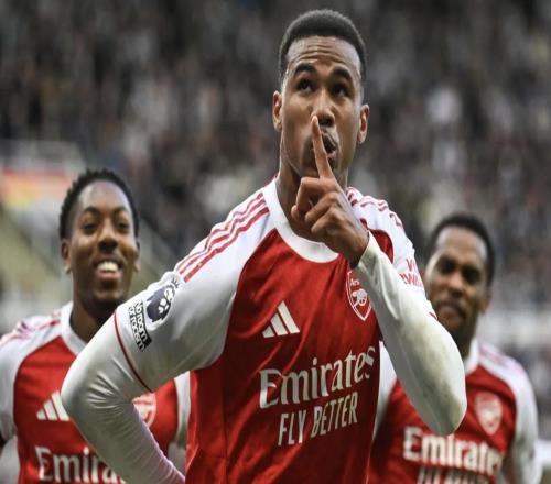 攻防俱佳,泰晤士报:加布里埃尔身上有着英式强硬中卫的影子