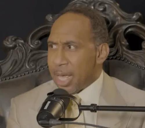 美国杨毅：谁还不知道詹姆斯是靠刷数据成为Goat