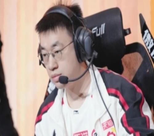 Xiaohu：我觉得我们队上限挺高的，但之前一直没有发挥出来