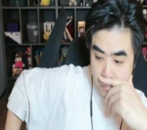 朱开怒喷daenyBP：IG进不了S赛就爆！把他的事情全说出来！菜b！