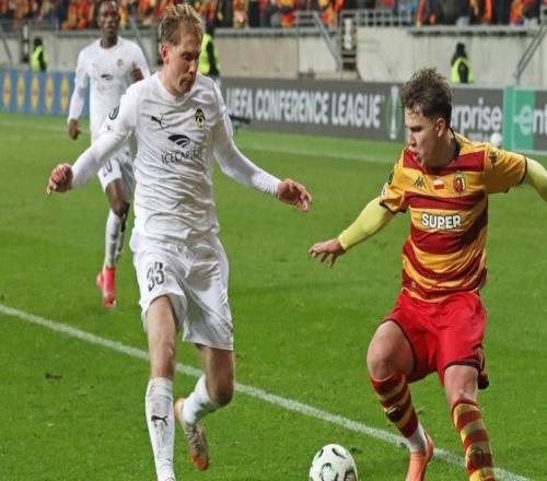 波兰媒体:巴萨、曼城和切尔西考察波兰17岁小将皮图谢夫斯基