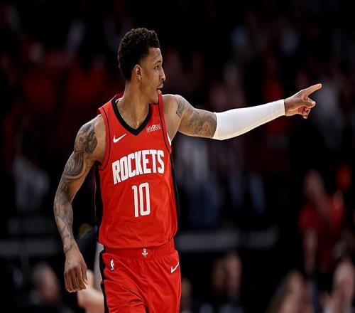 打了43分钟没进1球,火箭锋线新星面对勇士打出了生涯最差之战