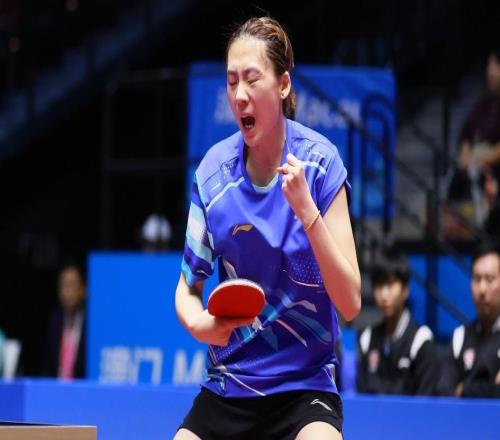 深一度42年再上領(lǐng)獎(jiǎng)臺(tái)，這是熱血、青春的上海女乒