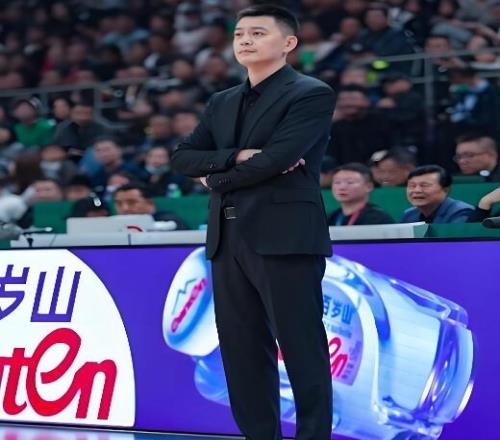 未来可期!辽篮内线新星入选U17集训杨鸣又有中锋可用