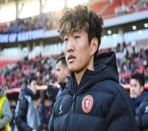 李国旭乐着花了！国字号王牌加盟大连英博，，，，曾一脚天下波带队夺冠