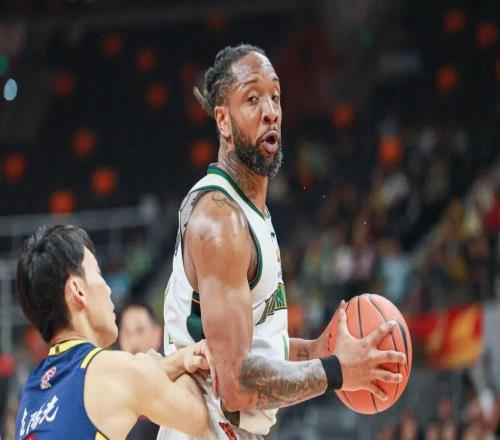 付豪26分9板鄢手骐17分莫兰德21板6助攻辽宁本钢客场89:73战胜深圳马可波罗