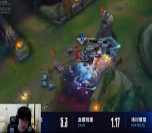 jiejie：任何LPL中单和李哥打都很有意思啊，LPL和T1打都很有看点