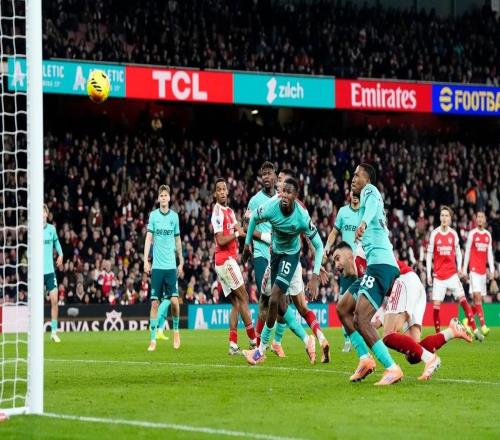 狼队连续20场英超不胜+9连败,均创下队史联赛纪录