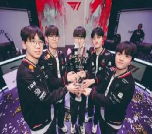 Peyz：和T1合作越久應(yīng)該會越好，玄凖哥勝負欲很強