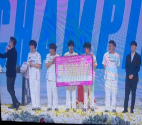 解说米勒:谁能想到这支ig重夺德玛西亚杯!恭喜ig