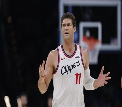 轟28+7+4！賽后卻先感謝大洛，哈登分析透徹，快船因禍得福啊