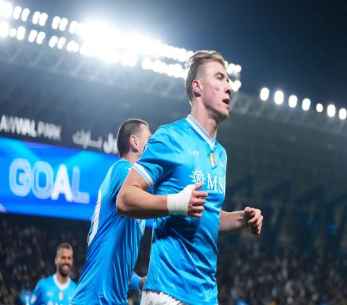 20！曼聯(lián)舊將閃耀，那不勒斯進(jìn)決賽，AC米蘭出局，魔笛無緣首冠