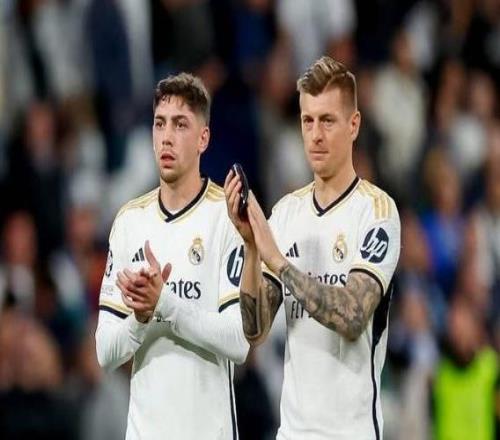 克罗斯：在皇马较平庸的赛季中，巴尔韦德给人扛起球队的感觉