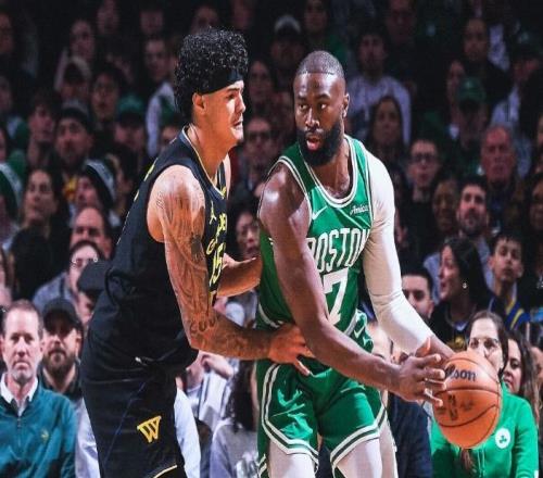 杰伦布朗32+6+5跻身队史前十,波神战旧主打铁,凯尔特人大胜勇士