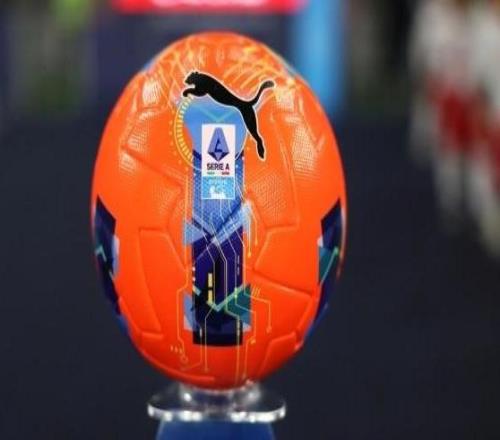 米体:意甲启用高可见度足球,荧光橙配色以往仅用于极端天气