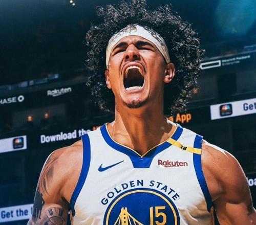 18分7助!15分12板3帽!這就是勇士給他3年1500萬美金合同的原因