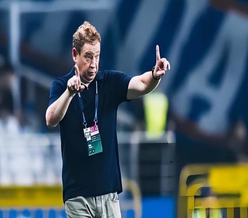 大連英博在12月22日官宣重要決定！已因此跟李國旭續(xù)約，值得期待