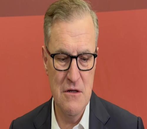 德雷森:在南看台燃放烟火的行为不可接受,部分球迷将被禁入