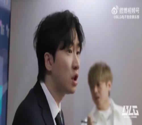 被JDG翻盘急坏Daeny:你们不要玩的那么着急!我们打团更厉害的你们急什么呢