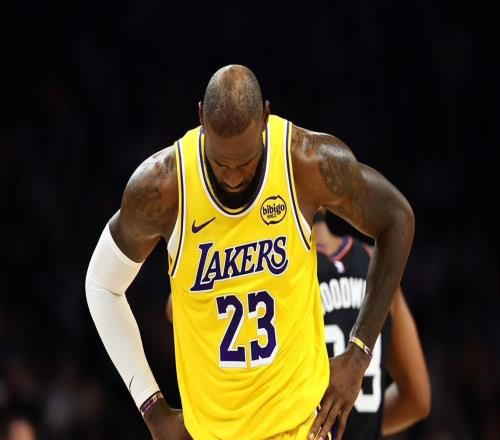 湖媒高呼错在管理层!重启嘴哥谈判仅能改1软肋里皇或也沦为筹码