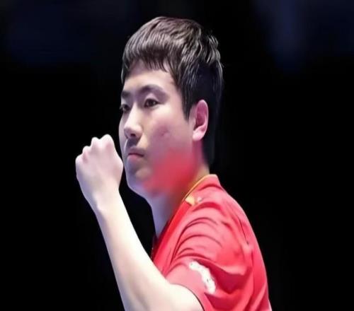 全部戰(zhàn)至決勝局，亞錦賽男團(tuán)中國隊鏖戰(zhàn)五盤32逆轉(zhuǎn)日本隊