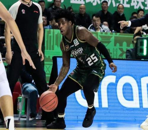 北京锁定超级外援!单场43+9双能卫有望加盟,许利民盼来救星