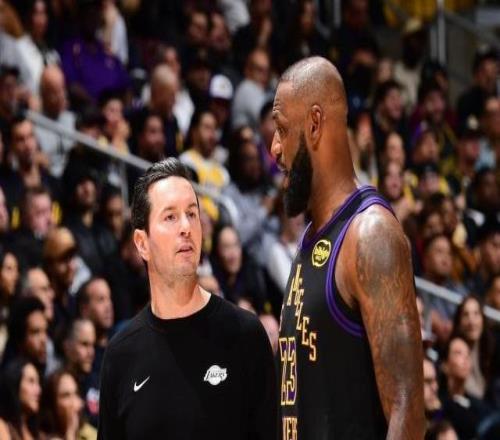 回击质疑!詹皇归来大秀妙传:三巨头合体真猛