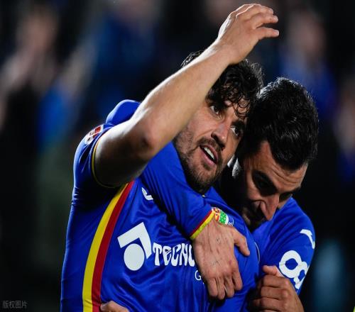 西甲最新积分战报赫塔菲止连败颓势差马竞8分皇马只领先巴萨1分