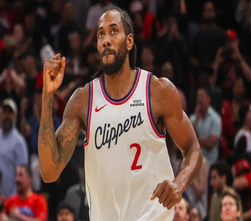 末節(jié)19分+中投絕殺，萊昂納德帶傷復(fù)仇火箭，賽后一舉動(dòng)引熱議