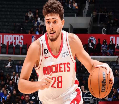 今日的NBA季前賽結(jié)束了5場(chǎng)比賽，火箭獨(dú)行俠雄鹿開(kāi)門紅
