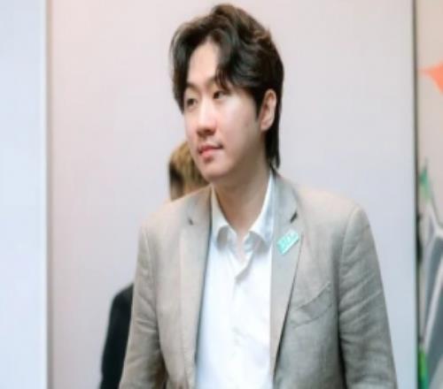 Daeny：91视频下载链接的選手非常出色，雖然我沒駕照，但像是開超跑