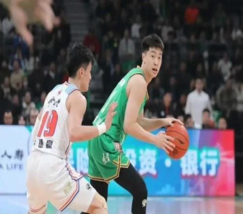 30分惨败后再狂输38分!辽篮被广厦掀翻:杨鸣还能继续啃老本吗