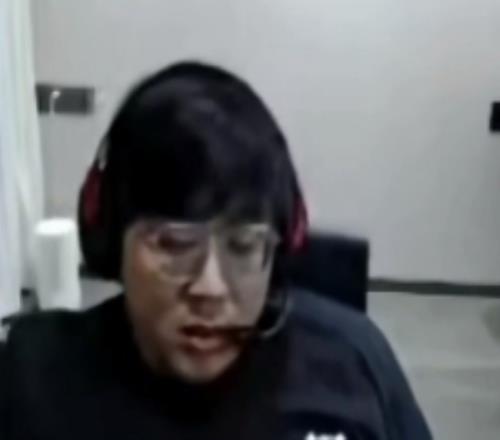 sask：dota比lol好玩我不跟你杠但我隻能跟你說老騰家的飯好吃