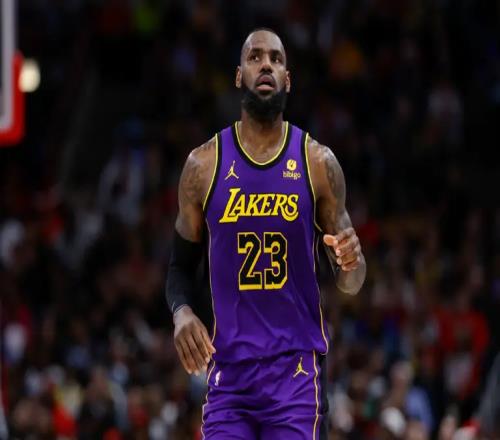NBA仅4位常规赛“千胜将军”乔丹差294场、科比差164场，詹杜库呢
