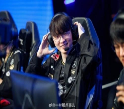 T1專場！攝影師一村分享返圖：Faker勝利後開心的笑了