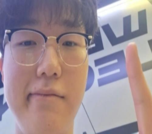 戰勝T1後KT上單PerfecT發文：今天表現很完美！首勝超棒！