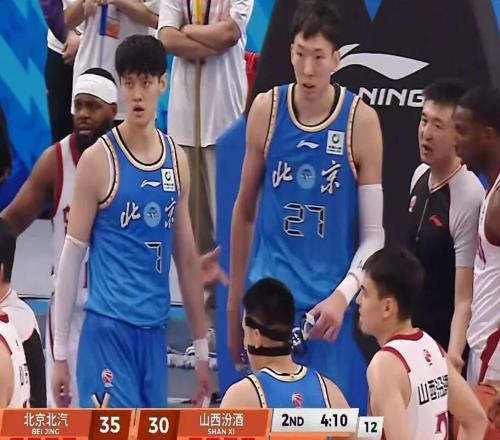 北京男籃6分完敗周琦5+9傷退山西末節逆轉張寧14分是關鍵先生