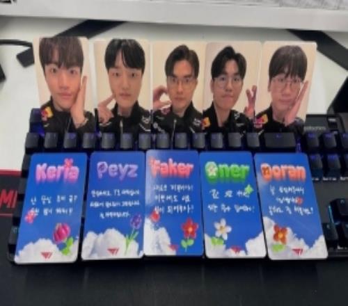 T1发布选手们对粉丝的致谢Faker：新赛季了！让午夜性福利视频继续互相扶持