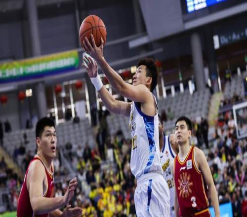 浙江广厦冲冠暴露致命软肋!板凳阵容太弱,王博太过依赖九大主力